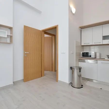 Vrsi-mulo 01 公寓 *